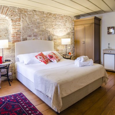 Standart Oda Taşduvarda Ocak 2.jpg