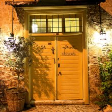 Giriş Kapısı Gece.jpg