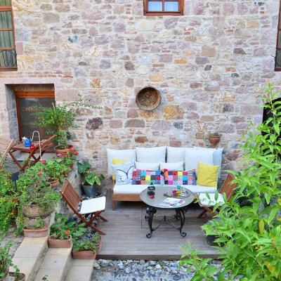 Bahçede Sedir keyfi.JPG