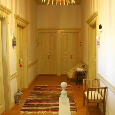 İkinci Kat Yatak Holu.JPG