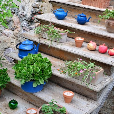 Eski merdiven yeni çiçekliğimiz detay.JPG